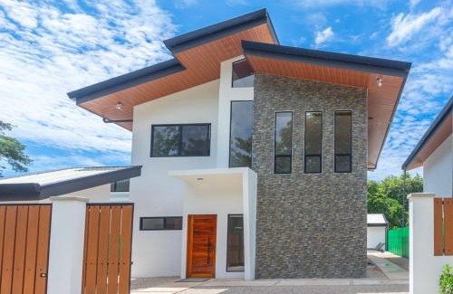 Sámara Casa | Casa Jurassic Amazing villa 10 min walk to the beach