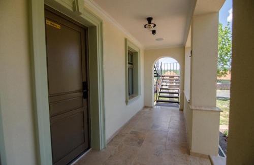 Sarmizegetusa Casa | Casa Kresován