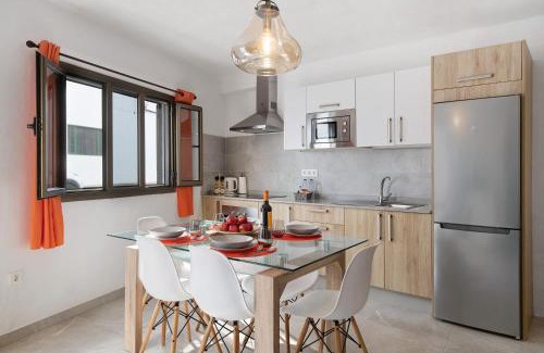 La Santa Casa | Casa Lía