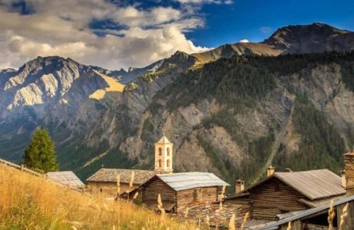 Saint-Veran Apartamento | Casa-La Carotto Appartement pour 6 dans chalet