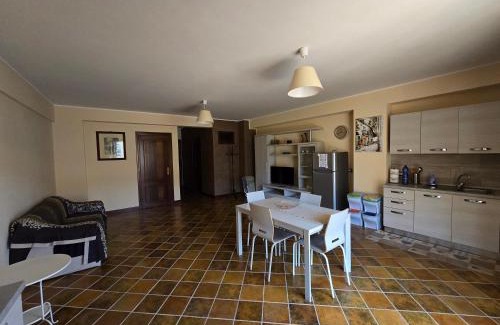 Sant'Alessio Siculo Casa | Casa La Ferula apt2 vicino al mare e Taormina con balcone