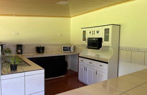 Peñas Blancas Casa | Casa La Finca Private Pool/AC WiFi 300Mbps