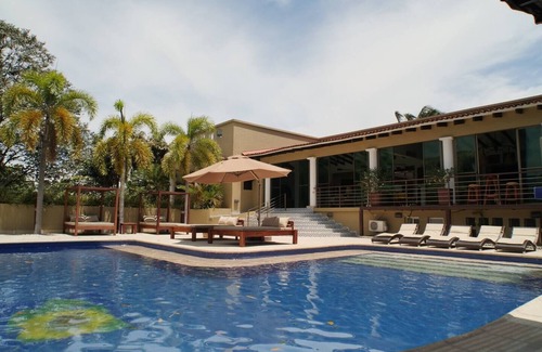 Puerto Salgar Villa | CASA LA GUAIRA Exclusive and Amazing
