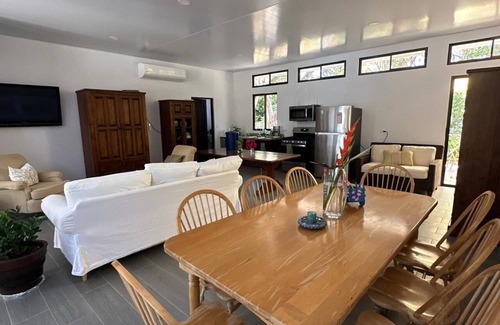 Matapalo Casa | Playa grande - 7 personas - BBQ y Piscina - 10 min de la playa