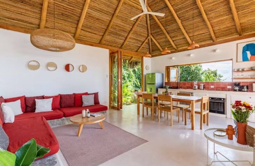 Malpaís Villa | Casa ‘La Javanaise’ Malpais, Santa Teresa