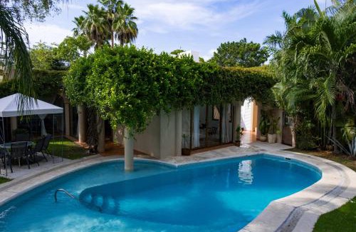 La Cruz de Huanacaxtle Casa | Casa La Kasbah