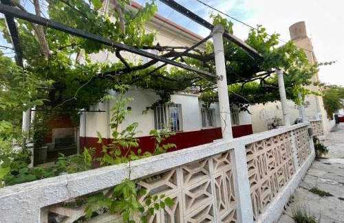 Grao de Gandia Casa | Casa LA PARRA, grupos