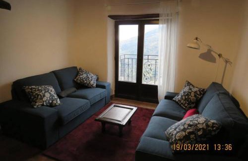 Bubion Casa | Casa La Soleá. Vistas al pueblo y la Sierra