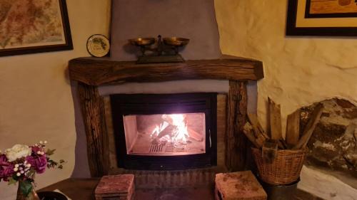 Benarraba Casa | Casa La Yedra by CasaTuristica