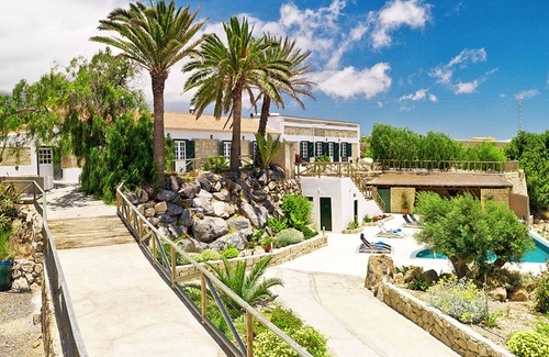 Arico Viejo Casa | Casa Lagar con piscina compartida