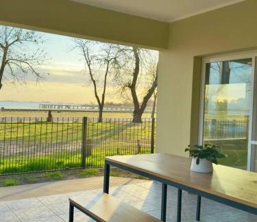 Partido de Junín Casa | Casa Laguna de Gomez, con increíble vista a la laguna-