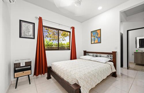 Veintisiete de Abril Casa | Casa Las Mariposas Fantastic Home With Nature Views & Private Pool