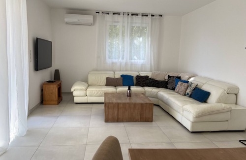 Cervione Apartamento | Casa Laura - Appartement en rez de Villa à 5 mns de la Plage
