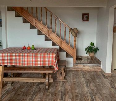 Mongui Casa | Casa Laurel