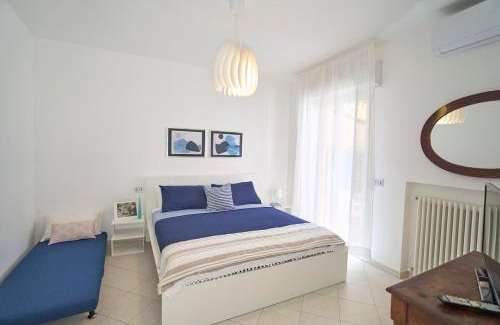 San Giuliano a Mare Apartamento | Casa Ledrugge 100m from the sea Darsena Rimini