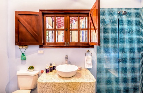 Tamarindo Cama Y Desayuno | Casa Leona