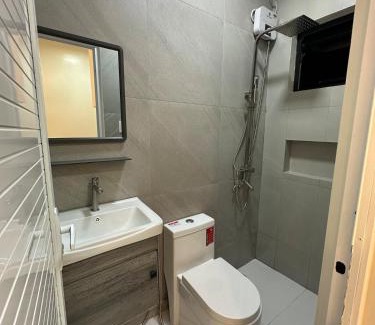 Imus Apartamento | Casa Leveria Unit 5 with Balcony, Inquire Parking Availability