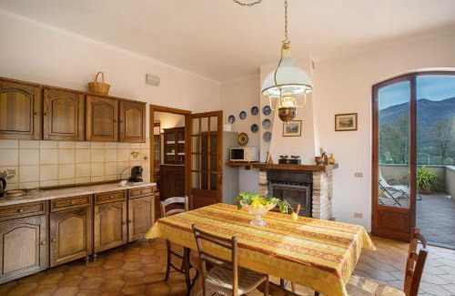 Vessalico Apartamento | Casa Lilli