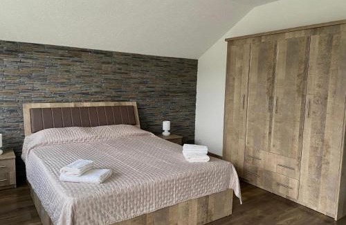 Curtea De Arges Apartamento | Casa Linda