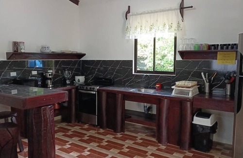 Cahuita Casa | Casa Lisa, private pool, A/C