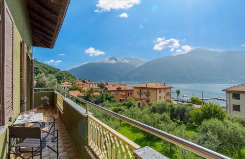Santa Maria - Rezzonico Apartamento | Casa Lisetta