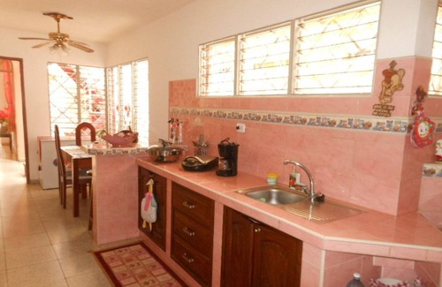 Cienfuegos Casa | Casa Liz & Lou