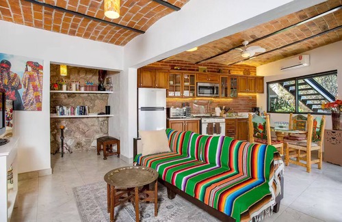 Ajijic Casa | Casa Loba - yoga, pickle ball, pool - entire housen