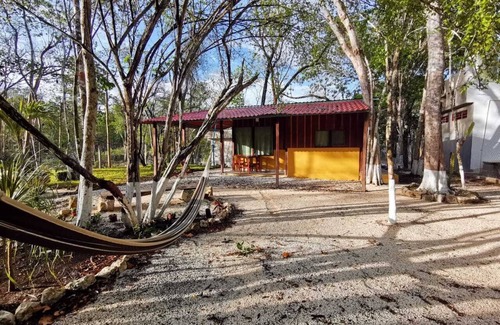 Xpujil Cabina | Casa Lola, disfruta de la selva con todas las comodidades.
