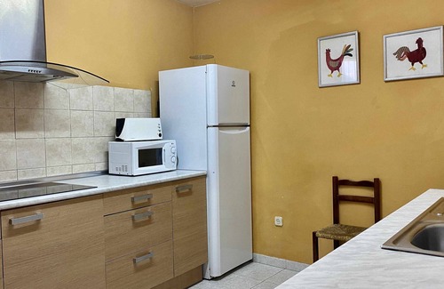 Beceite Apartamento | Casa rural con chimenea y terraza, rodeados de montañas y ríos, Petfrienly
