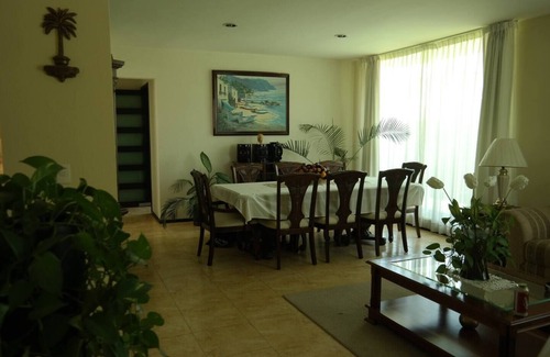 El Pueblito Casa | Casa Los Frailes Full House Rentals