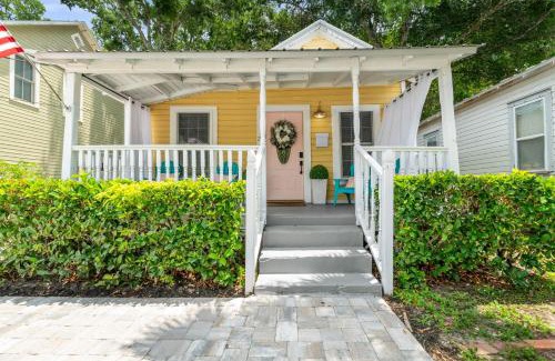 Lincolnville Casa | Casa Lovett - Tropical Bungalow