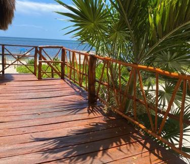 Puerto Morelos Casa | Casa Lucia Beachfront Puerto Morelos