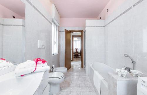 Lovere Apartamento | Casa Lucia - Iseo Lake View - by HOST4U
