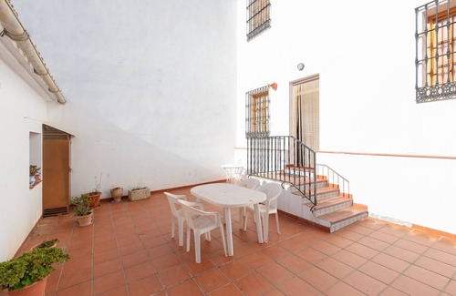Periana Chalet De Esquí | Casa Lucia - Six Bedroom Chalet, Sleeps 13