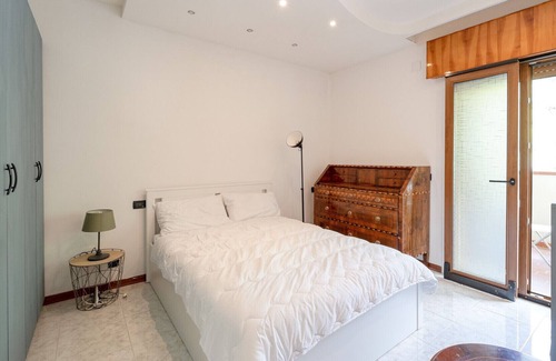 San Giovanni-Chiadino-Rozzol Apartamento | Casa Luciana - w/ Terrace & Private Parking