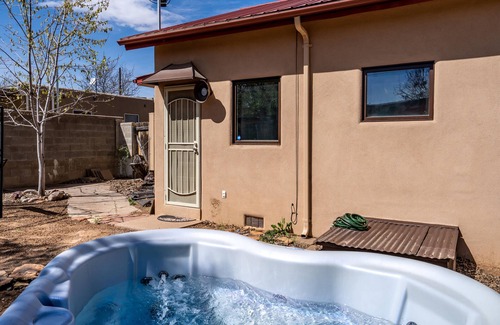 Southside Casa | Casa Lujan | Cozy Home with Hot Tub + Near Area Attractions!