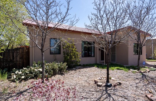 Southside Cabaña | Casa Lujan