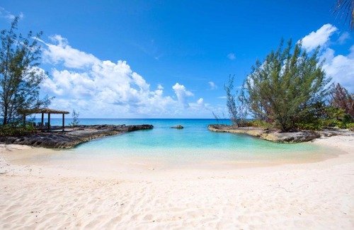 George Town Casa | Casa Luna 15 by Grand Cayman Villas & Condos