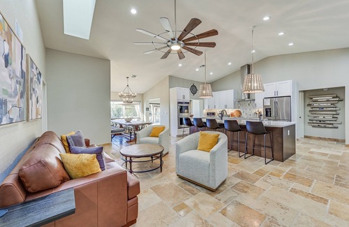 Desert View Village Casa | Casa Luna | 8BR w/ Pool, Hot Tub, Putting Green | Pet Friendly