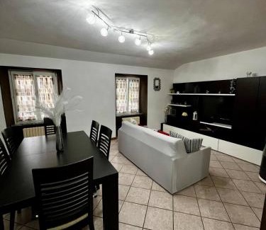 Asso Apartamento | Casa Luna