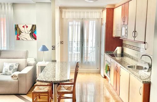 Distrito Oeste Apartamento | Casa Lur Wifi y Parking privado incluido