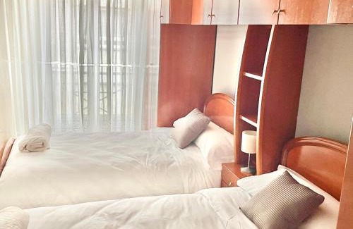 Distrito Oeste Apartamento | Casa Lur Wifi y Parking privado incluido