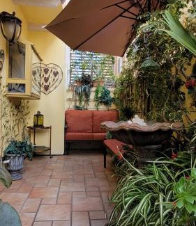 North of Wilshire Apartamento | CASA LUX MONICA Prime Santa Monica Luxury Home ONE-OF-A-KIND
