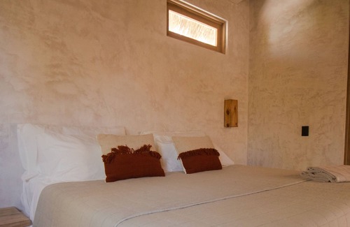 Emiliano Zapata Casa | Casa Madrina LA Punta