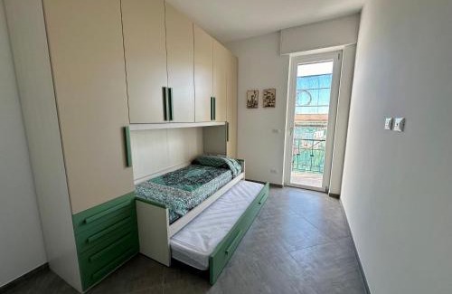 Finalborgo Apartamento | Casa Maestrale - Elegante con Balcone Vista Mare