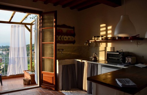 Terricciola Apartamento | Casa Magnolia Disfrute de una vista inigualable y espectaculares puestas de sol - CIELO