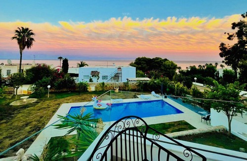 Ventanicas-El Cantal Chalet De Esquí | Casa Malaika, un lujoso chalet muy cerca del mar
