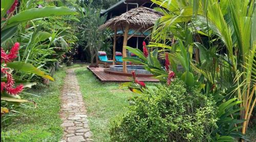 Cahuita Cama Y Desayuno | Casa Mambo