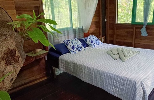 Cahuita Cabina | Casa Mango – Unique Treehouse in Cahuita