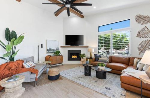Palm Desert Casa | Casa Mara - An Exclusive Estate by TRAVLR Vacation Homes